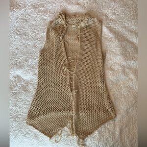 Summer cover up/vest by Cato sized Sm